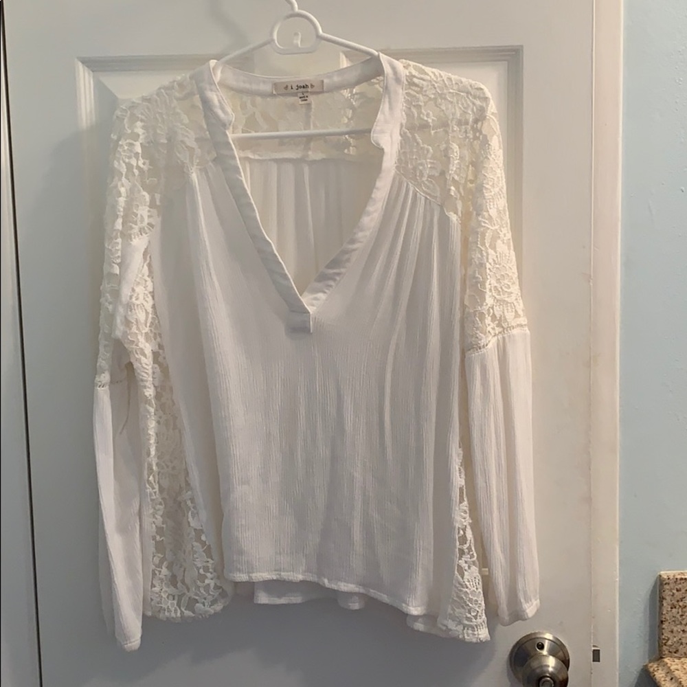 Long sleeved shirt